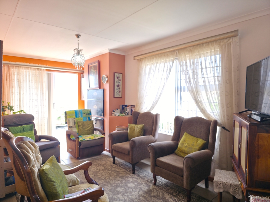 3 Bedroom Property for Sale in Wavecrest Eastern Cape